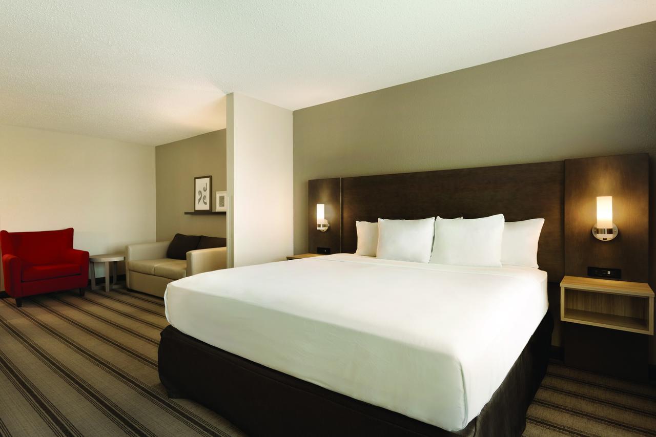 Country Inn & Suites By Radisson, Indianapolis Airport South, In Экстерьер фото